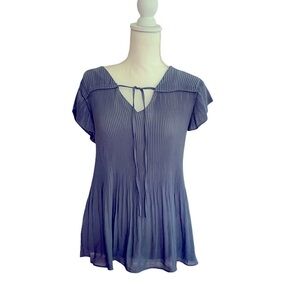 Adrianna Papell Accordion Pleat Flowy Top Size M